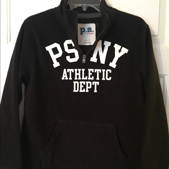 Fleece half zip pullover - Picture 1 of 2